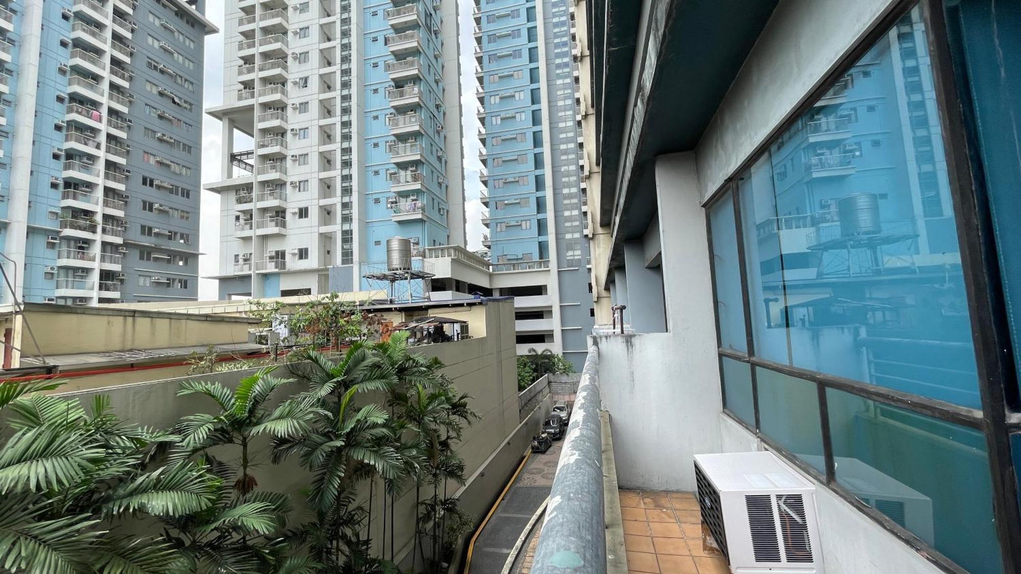 The Garden Heights Condominium เกซอนซิตี้ ภายนอก รูปภาพ